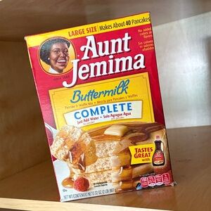 Aunt Jemima 
Buttermilk Pancake Mix - Large Size